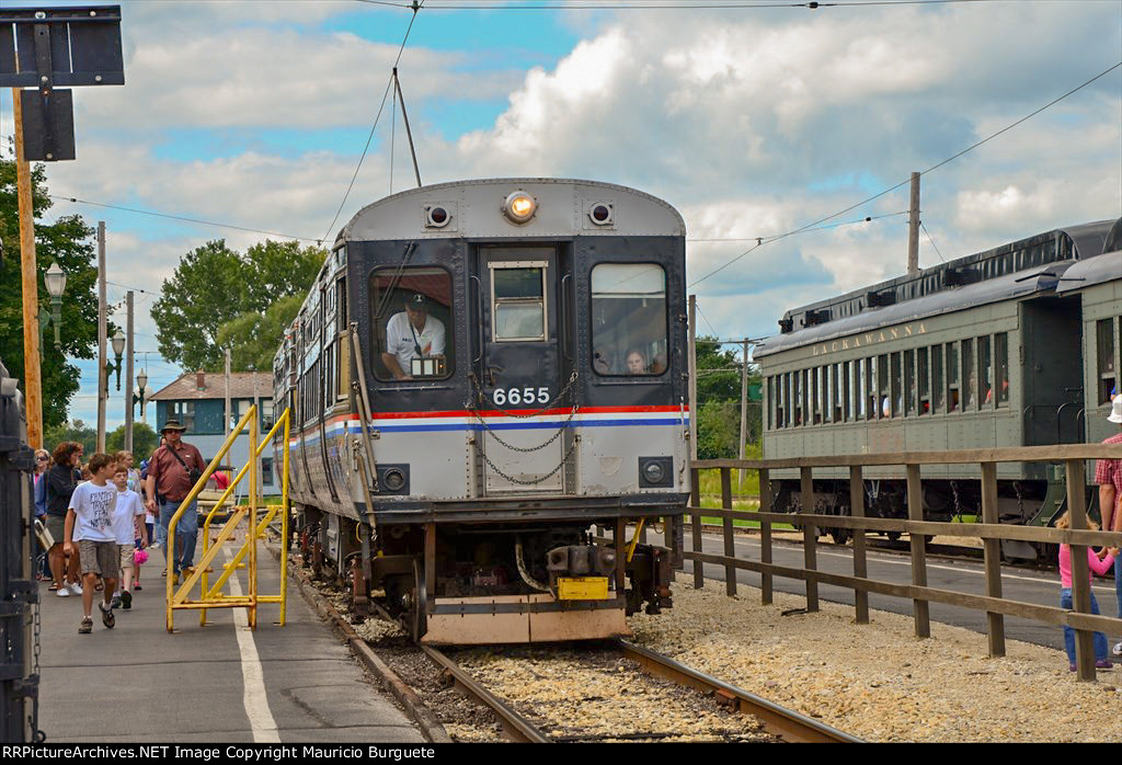 CTA Chicago Transit Authority Electric car